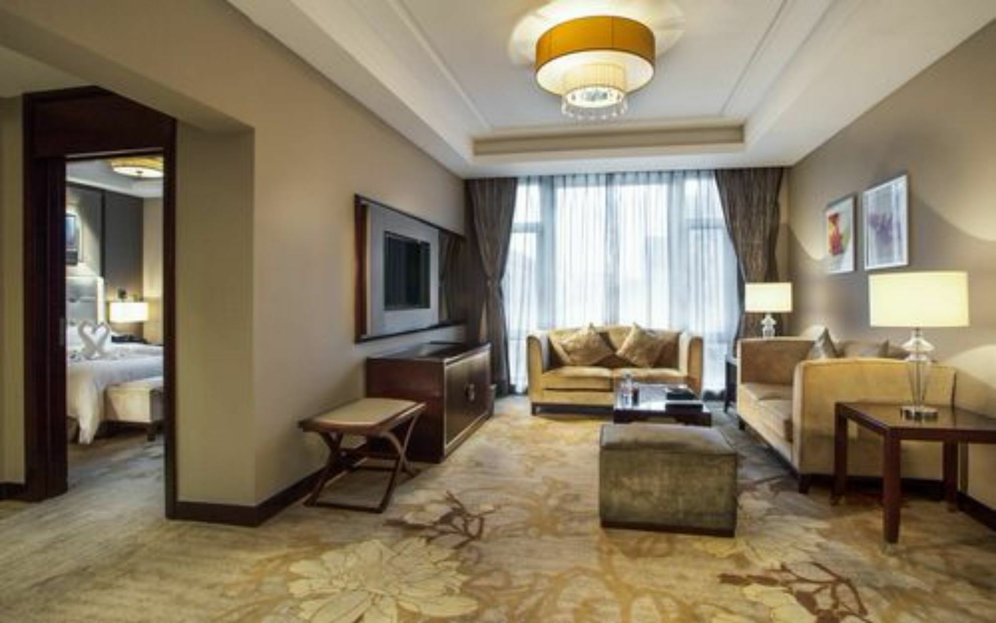 Xi'An Tanglong International Hotel Exterior photo